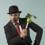 Recriação livre da pintura de René Magritte “O filho do homem”. Trabalho realizado por: Jorge Almeida, Pedro Lima e Sofia Ferreira. IPF, 2016 
